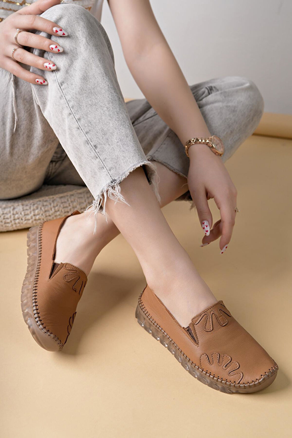 Ayakdaş Saraç Detaylı Hakiki Deri Kadın Babet Ayakkabı