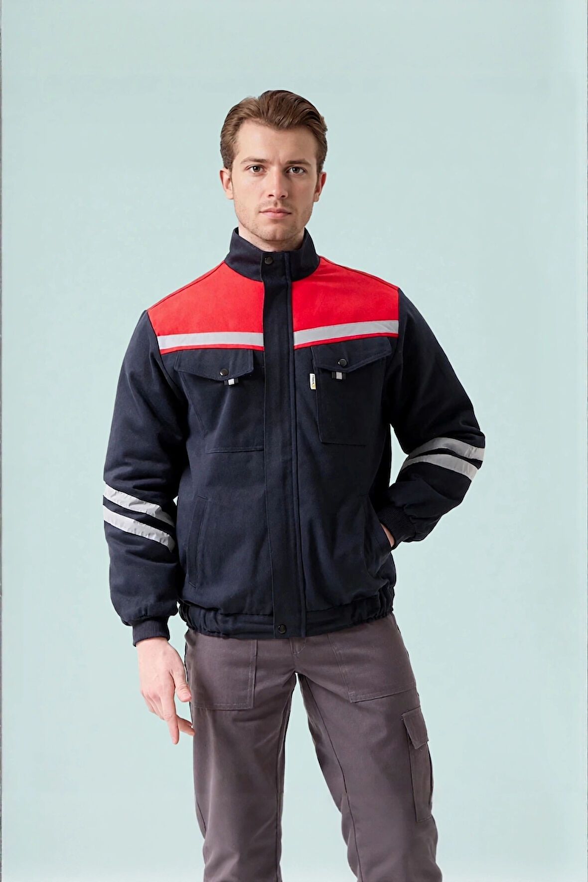 Kışlık İş Montu GriKırmızı Reflektörlü Gabardin Royal Mont İçi Kapitoneli Sıcak Tutan