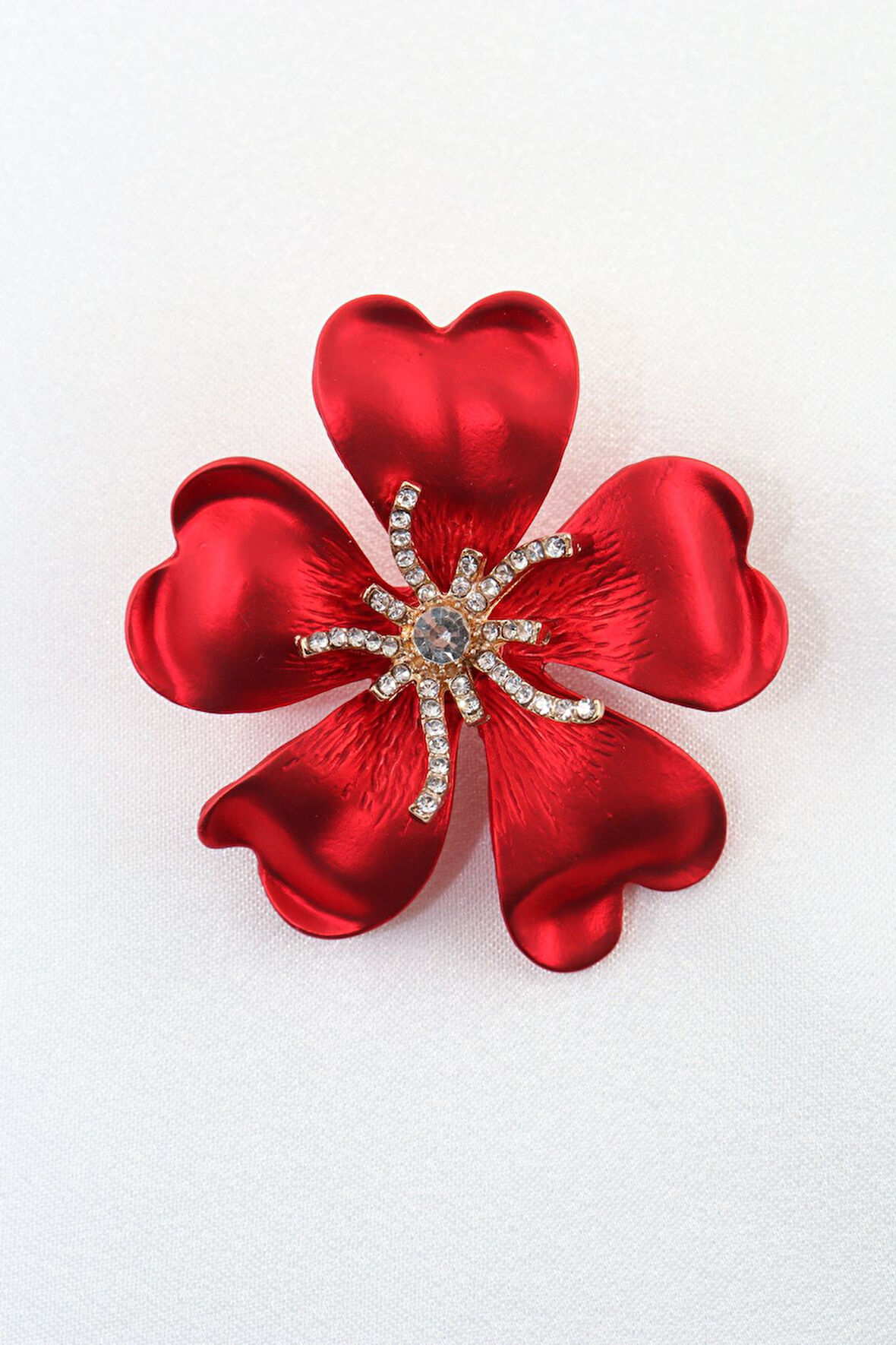 Laden çiçeği broş. Taşlı tasarım broş. Yaka iğnesi broş. Kadın broş. Broş. Kırmızı çiçek broş.