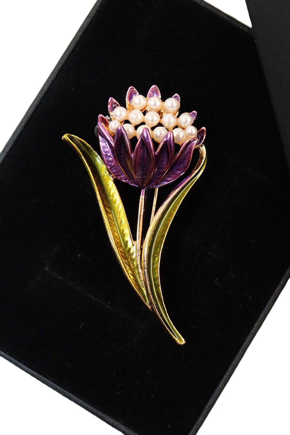 İncili mor lale broş. Yaka iğnesi lale broş. Tasarım mor lale broş. Kadın broş. Lale broş.