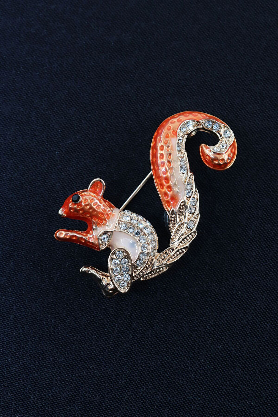 Sincap Broş. Yaka Iğnesi Broş. Taşlı Broş. Erkek Broş. Kadın Broş. Erkek Kadın Yaka Iğnesi Broş.