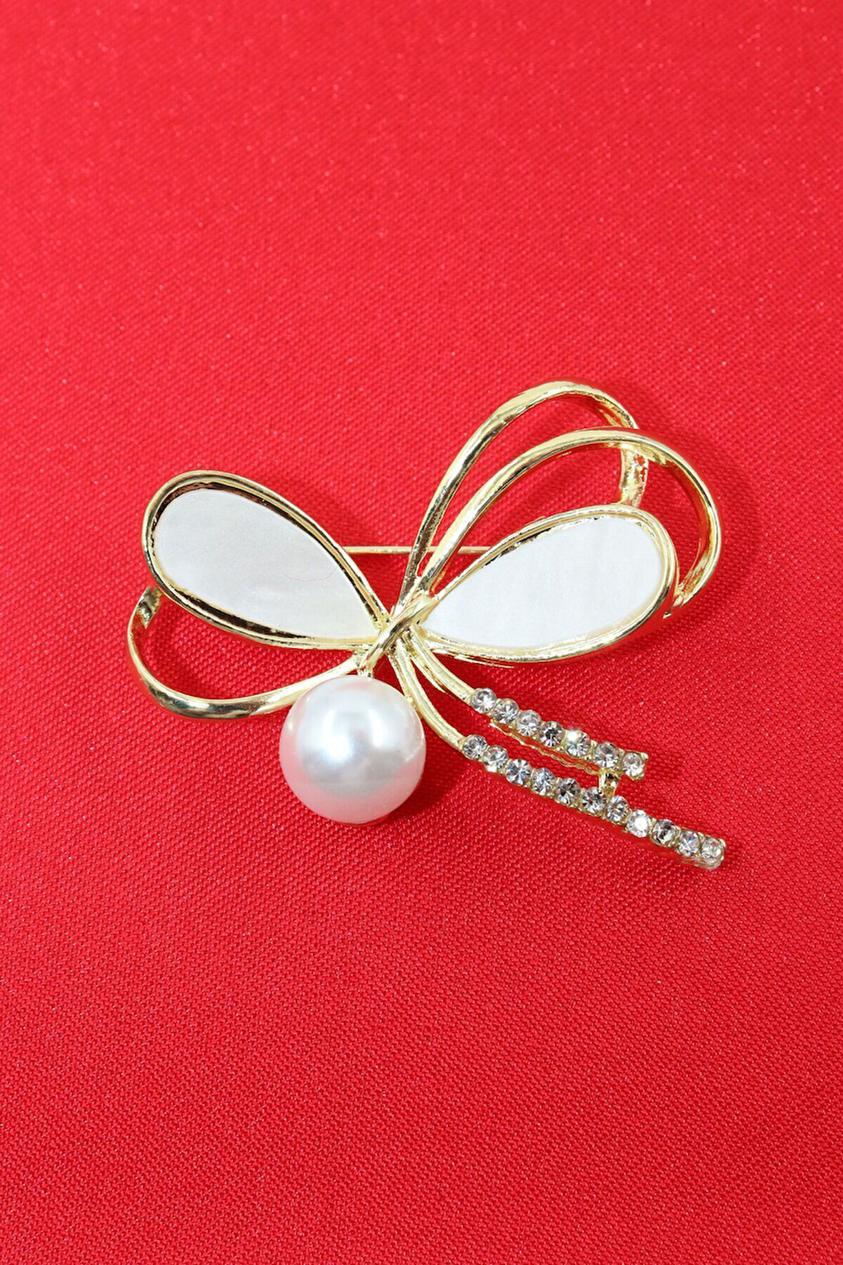 Taşlı Incili Fiyonk Broş. Yaka Iğnesi Broş. Taşlı Broş, Incili Broş, Gold Broş. Kadın Broş. Broş.