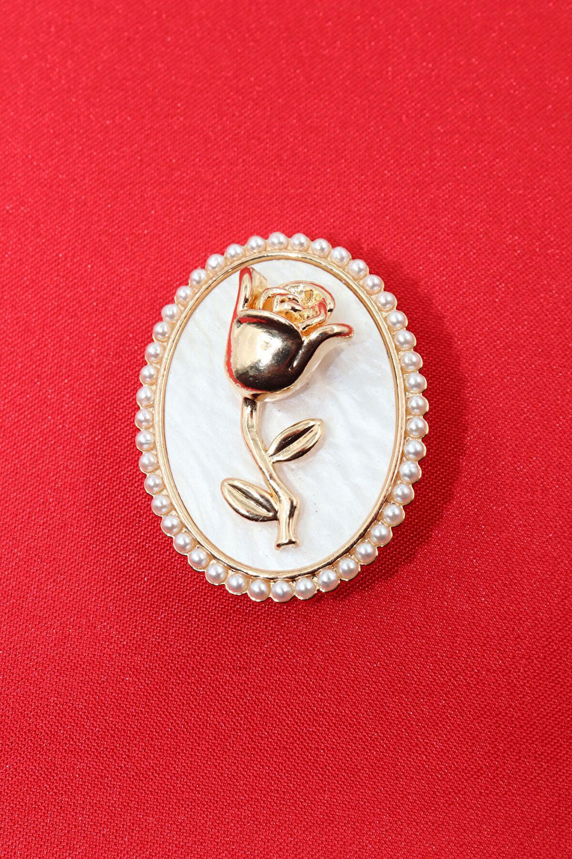 Gül Broş. Yaka Iğnesi Broş. Kadın Broş. Çiçek Broş. Gold Broş, Incili Tasarım Broş.