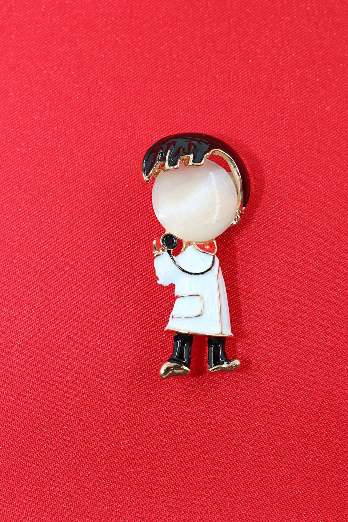 Erkek Doktor Broş. Yaka Iğnesi Broş. Doktor Broş. Erkek Broş. Taşlı Broş. Erkek Yaka Iğnesi Broş.