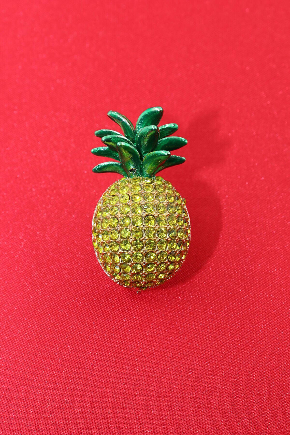 Ananas Broş. Taşlı Broş. Yaka Iğnesi Broş. Kadın Broş. Erkek Broş. Unisex Broş. Meyve Broş.