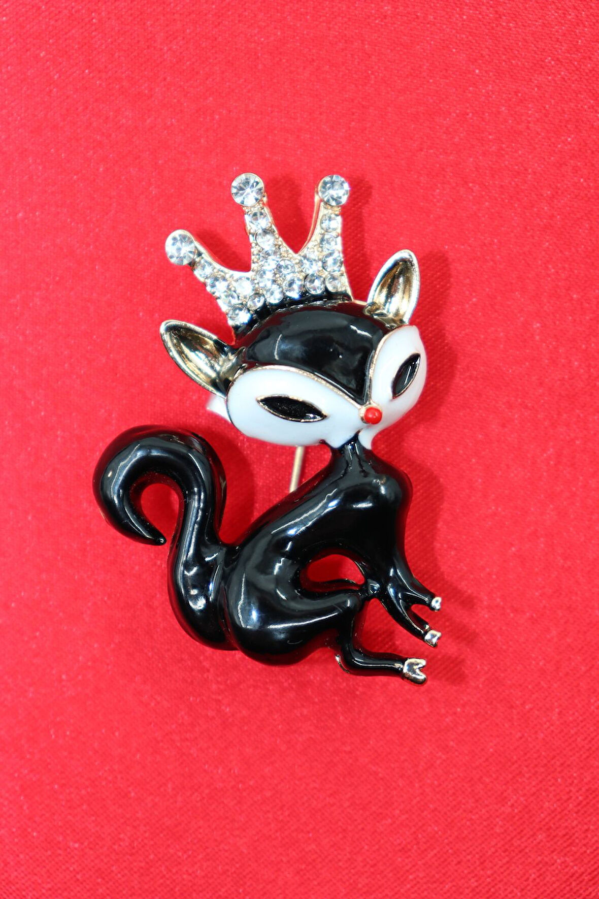 Kraliçe Kedi Broş. Yaka Iğnesi Broş. Kadın Broş. Kara Kedi Broş. Taşlı Broş. Kadın Yaka Iğnesi Broş.