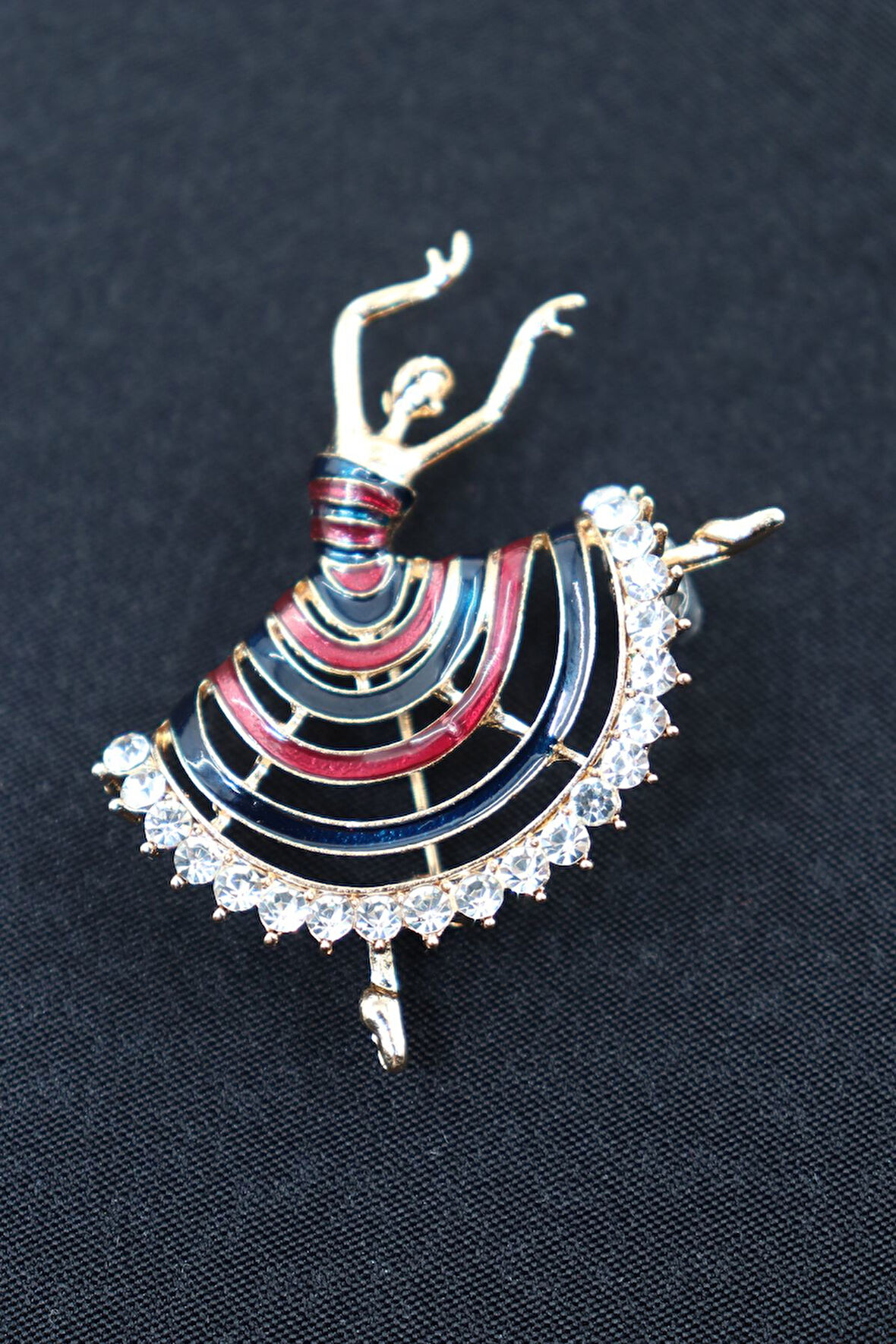 Flamenko Dansçısı Broş. Kristal Taşlı Broş. Yaka Iğnesi Broş. Kadın Broş. Gold Broş.