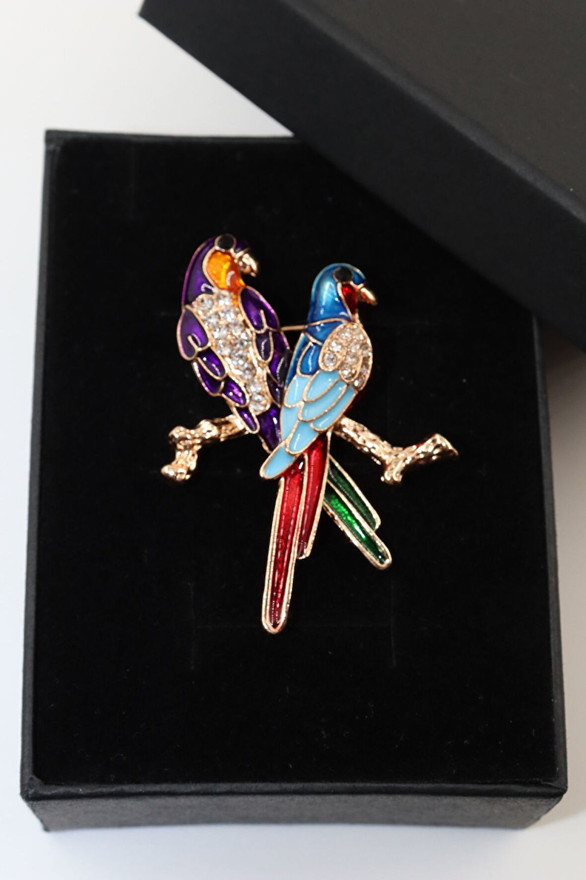 Çifte kumrular broş. Tasarım broş. Yaka iğnesi broş. Kadın broş. Broş. Erkek broş. Unisex