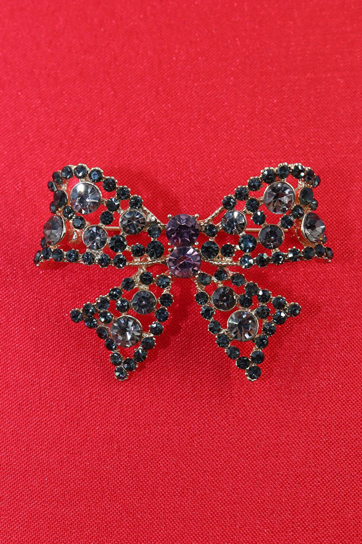 Markazit Taşlı Fiyonk Broş. Yaka Iğnesi Broş. Tasarım Fiyonk Taşlı Broş. Kadın Broş. Broş