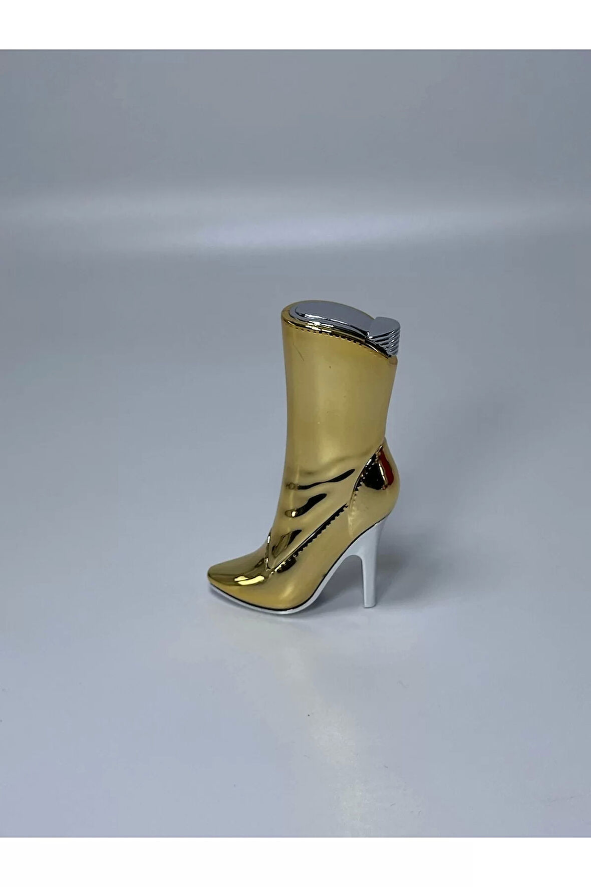 Çizme Görünümlü Çakmak