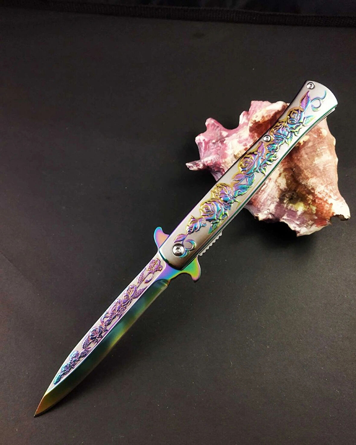 AlsepeteAvm Gökkuşağı Gül Desenli Kamp Çakısı