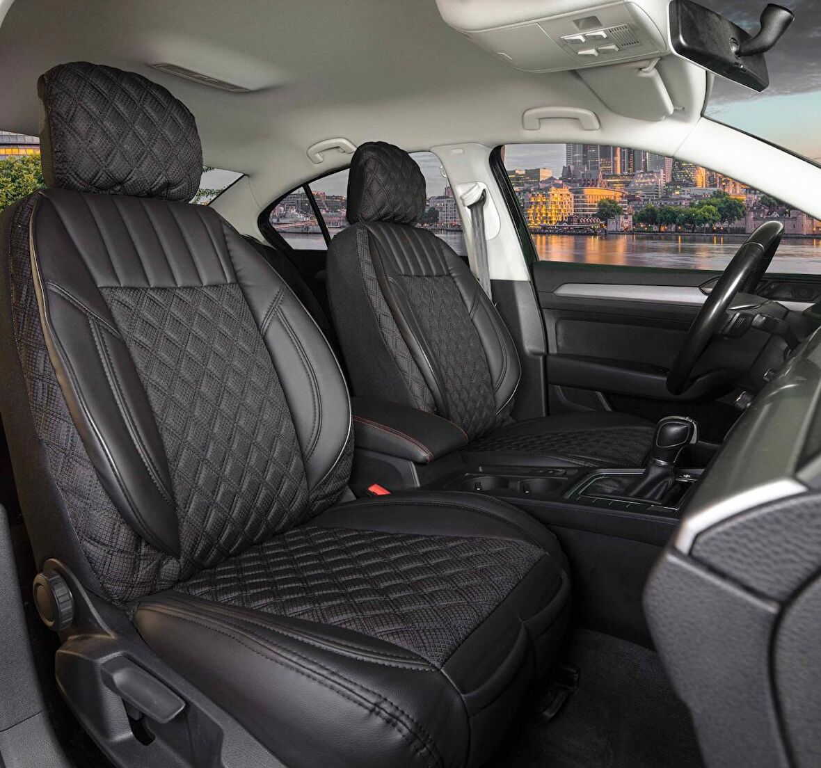 Skoda Kodiaq Lüx Yarı Deri Oto Koltuk Kılıfı Ön Arka Takım İSTANBUL SERİSİ TAM SİYAH