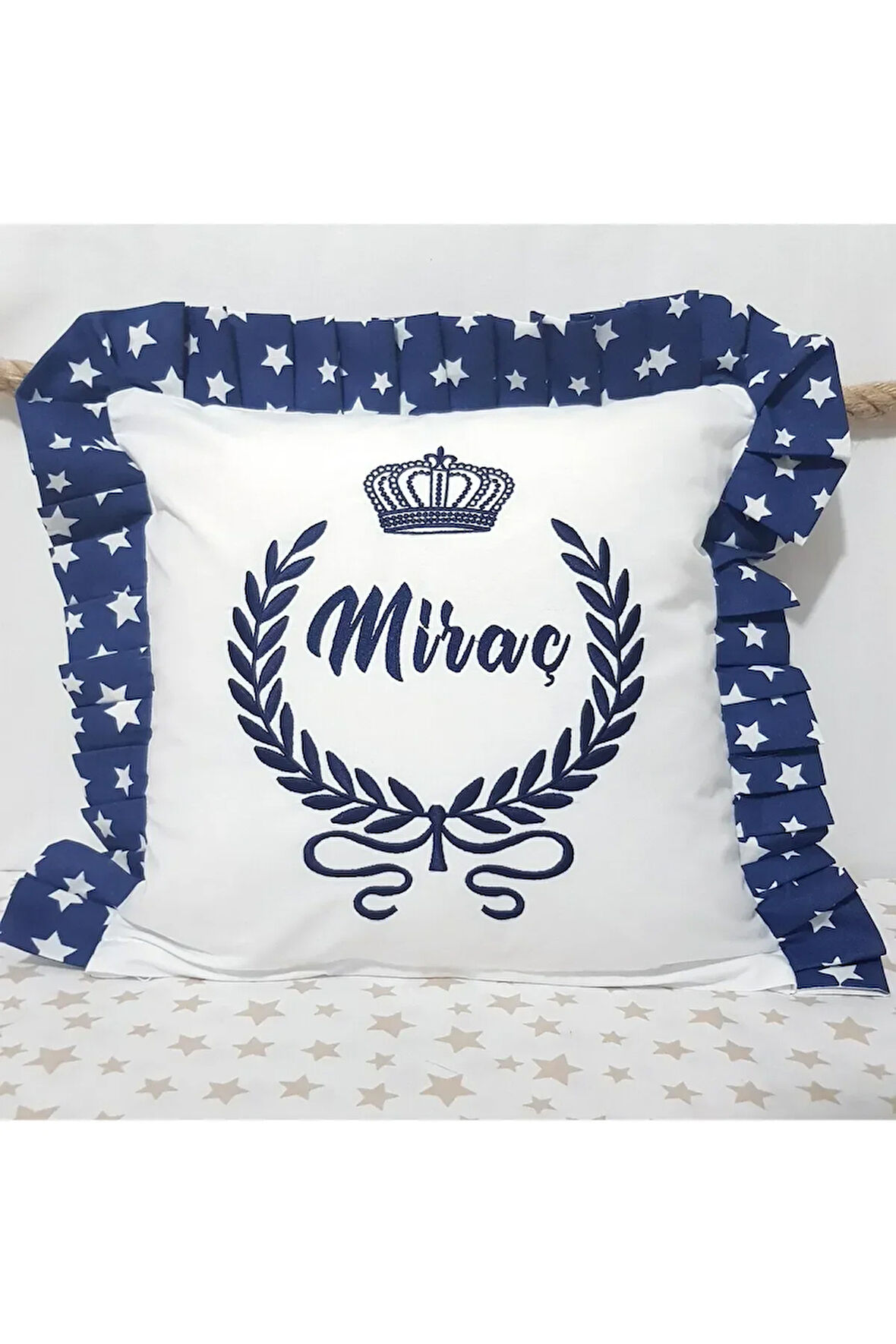 Özel Günler İçin Takı Yastığı - İsimli Nakışlı Bebek Kırlenti 40x40, İçi Dolgulu