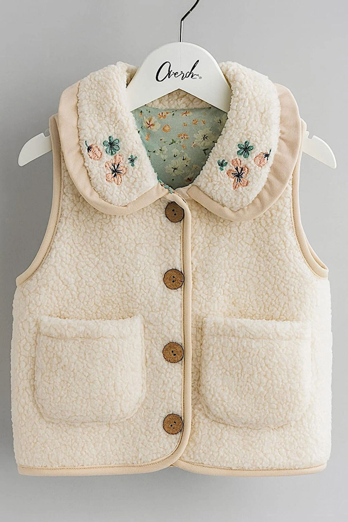 KIZ ÇOCUK WELSOFT KUZU İÇİ DESENİ PAMUK ASTARLI ÇİÇEK NAKIŞLI CEPLİ 1-4 YAŞ YELEK
