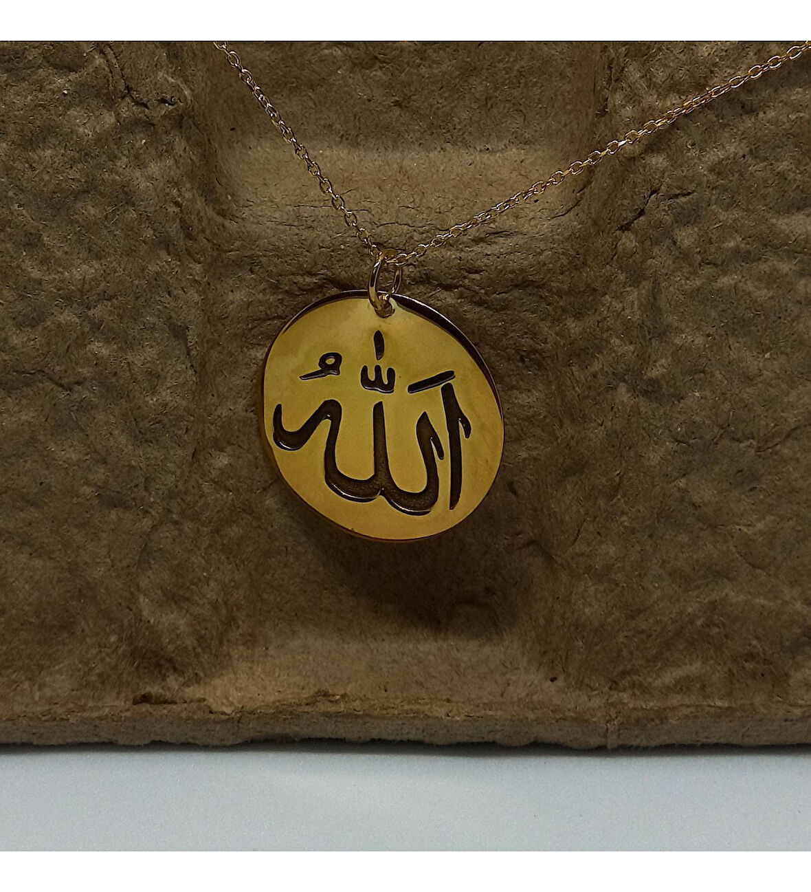 ALLAH LAFZI PLAKA KOLYE ÇOK ŞIK