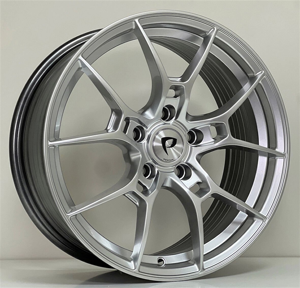 7.5 X 17 BK-3S1032 5X114.3 ET38 73.1 HYPER SILVER