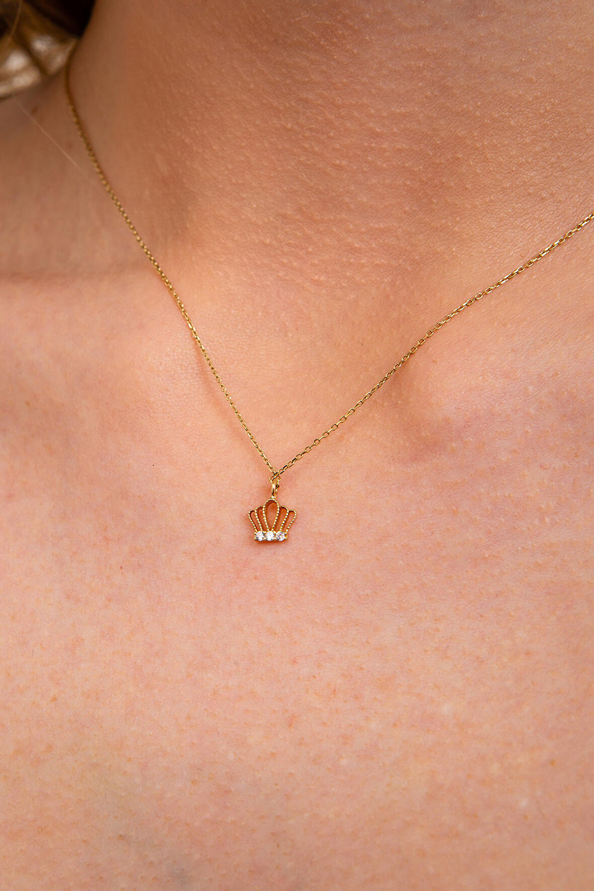 Zarif Kral Tacı Kolye