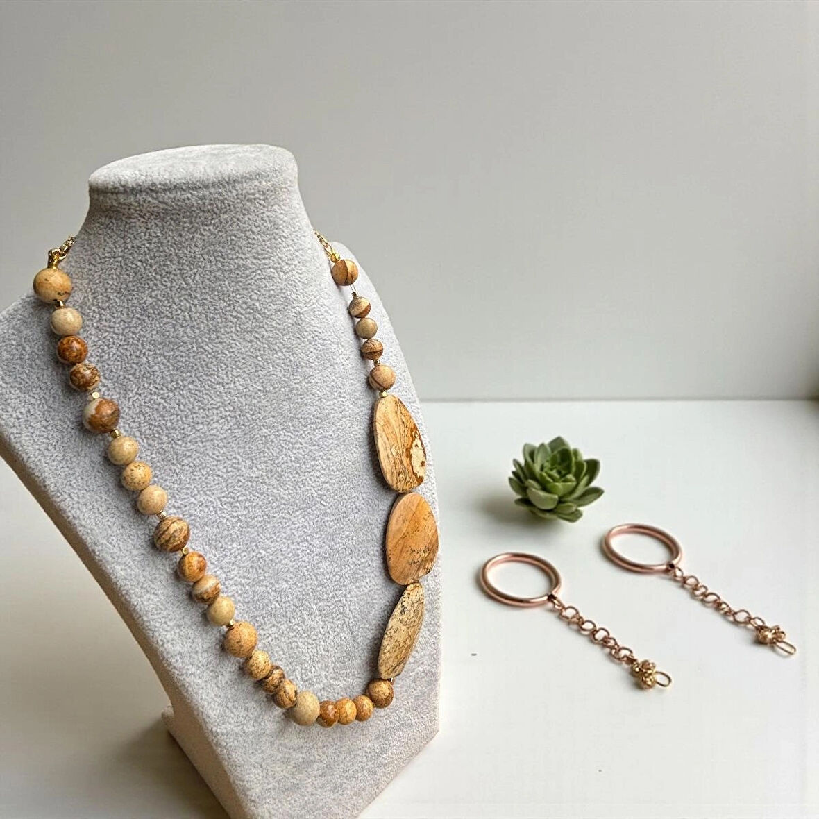 Doğal Jasper Taşı & Oval Form Taşlı El Yapımı Kolye