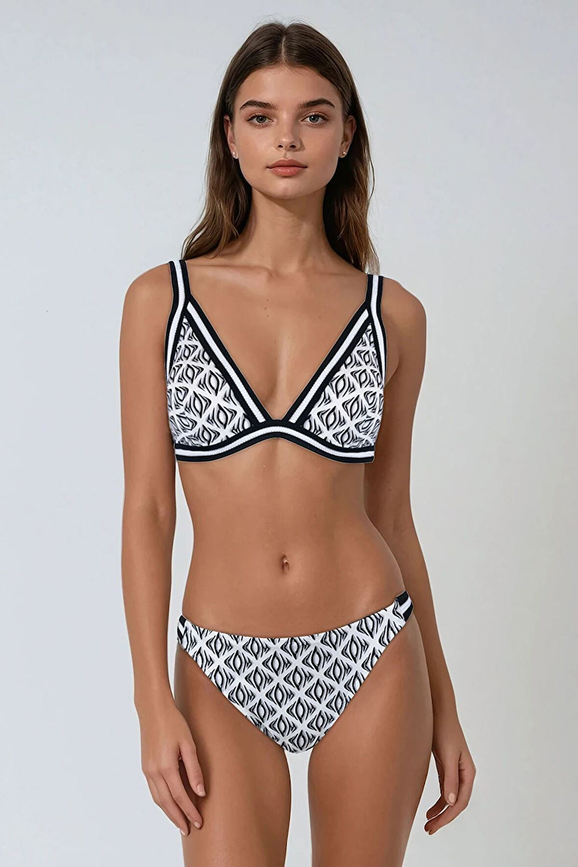 Kom Koma Desenli Üçgen Bikini Siyah