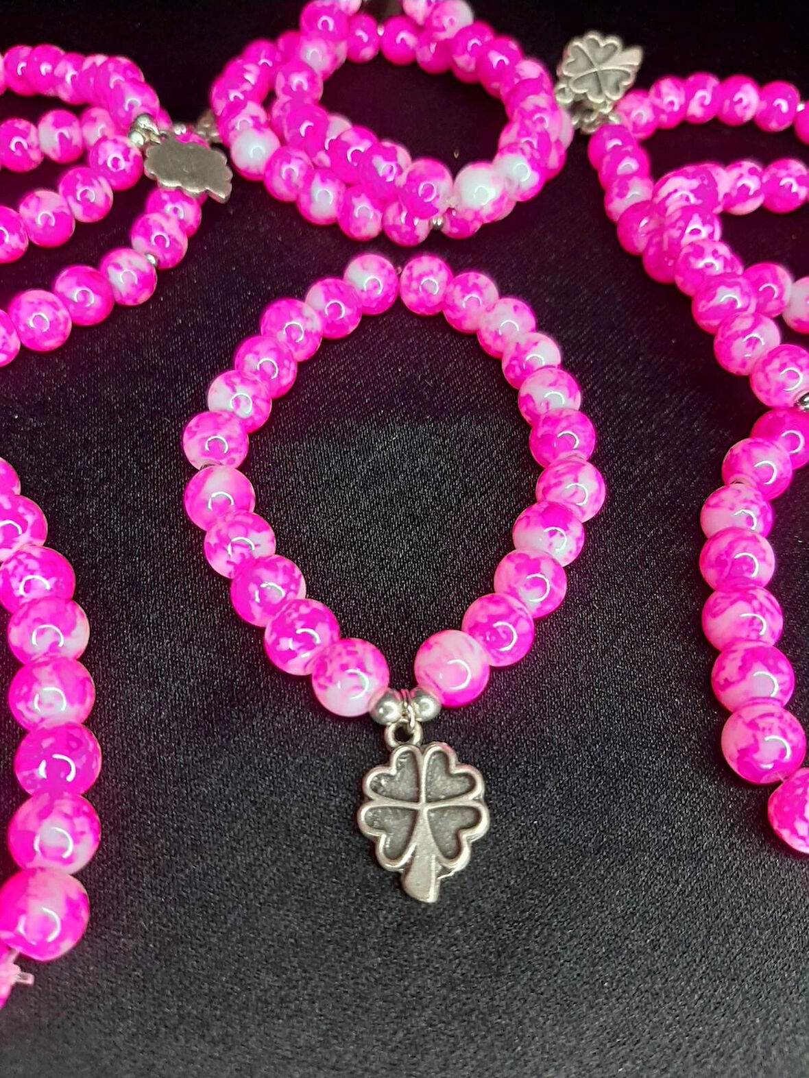 MRYart Pembe Mermer Desenli Boncuklu Dört Yapraklı Yonca Bileklik