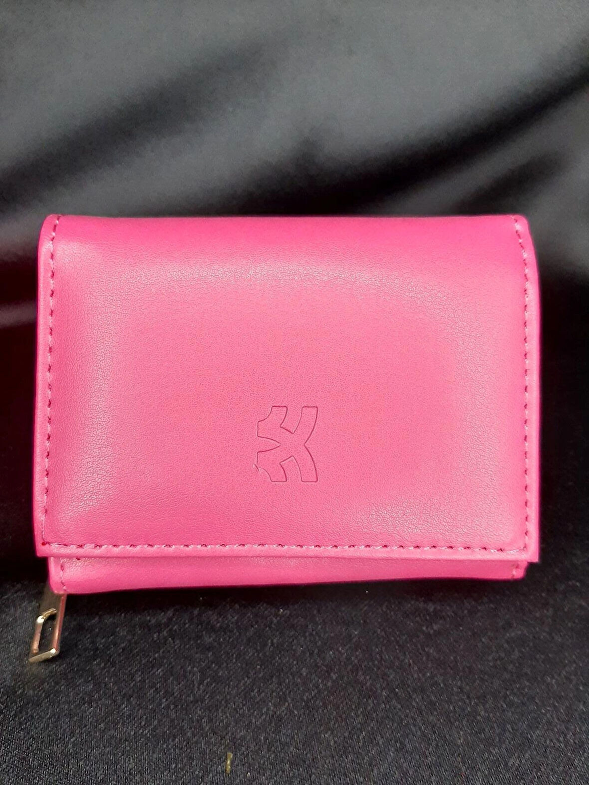 Pembe Kadın Cüzdanı - Fermuarlı ve Düğmeli Kartlık Model