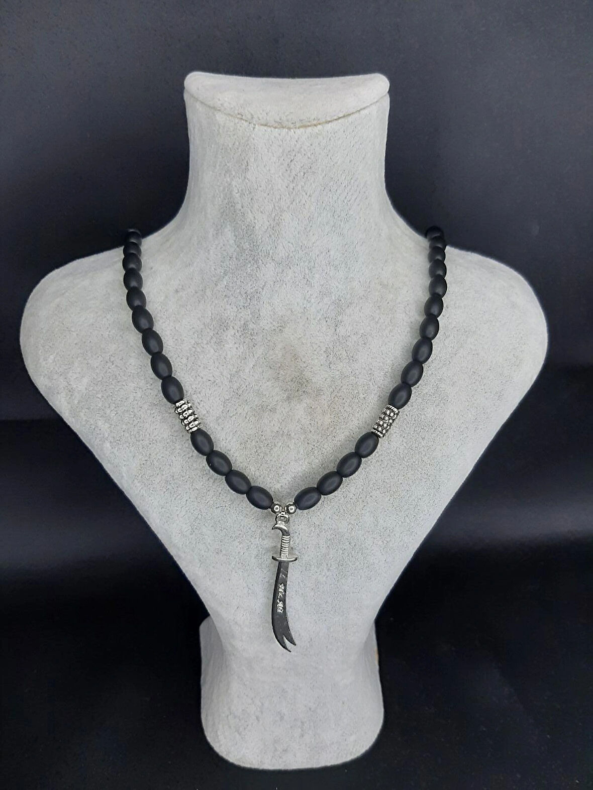 MRYart Oniks Taşı Kolye – Zülfikar Kılıç Uçlu, Doğal Taş, El Yapımı, Unisex