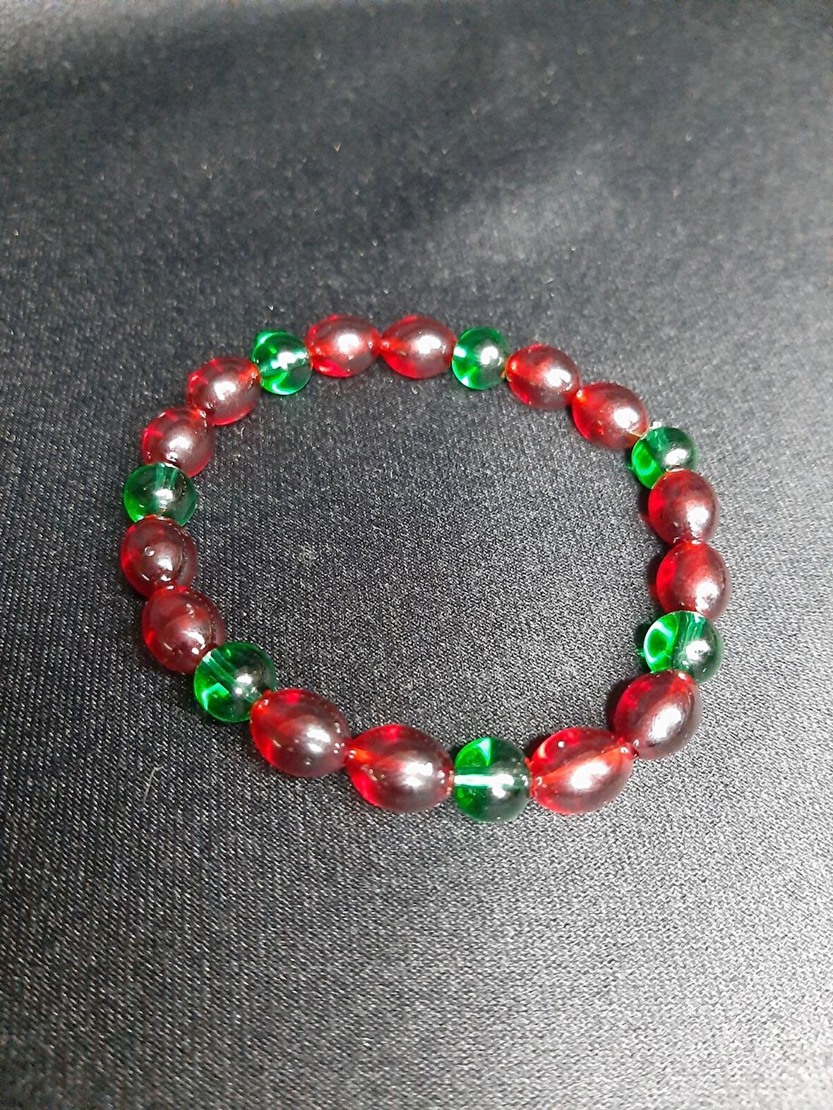 MRYart Bordo Yeşil Cam boncuk ve Toz Kehribar bileklik