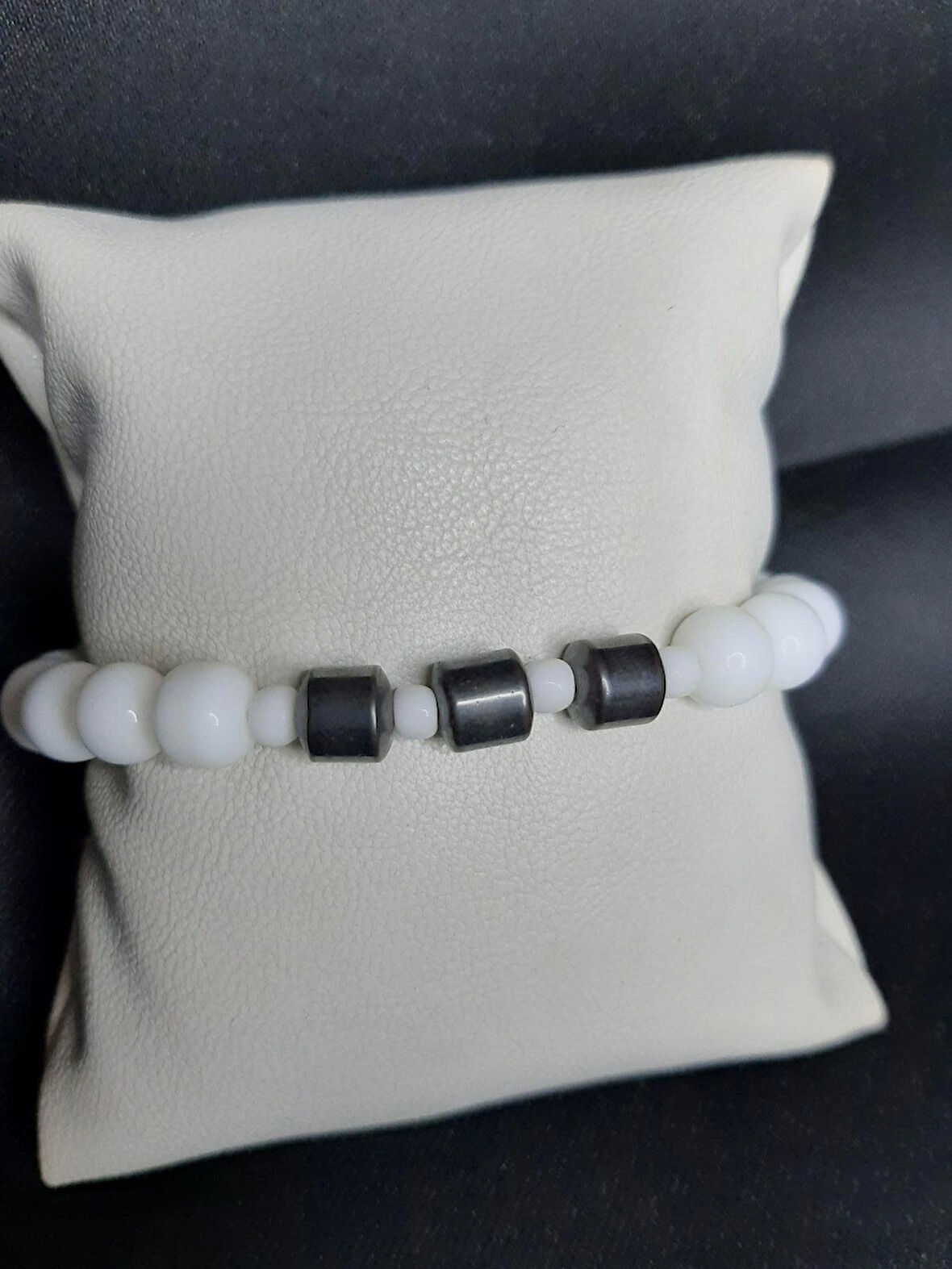 MRYart Beyaz Cam Boncuk ve Metalik Füme Oniks Taşı Bileklik