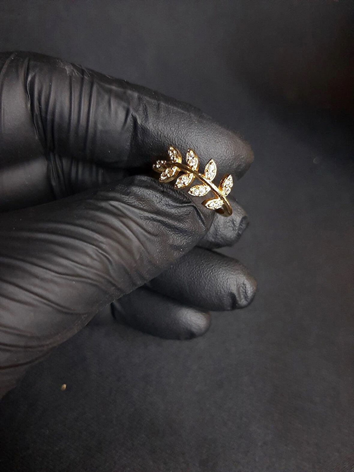 MRYart Altın Renk Yaprak Zirkon Taşlı Yüzük Ayarlanabilir