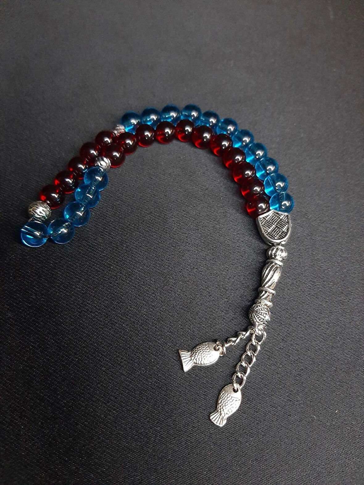 MRYart Bordo Mavi Cam Boncuklar ile Tasarlanmış Balık Detaylı Taraftar Tesbih