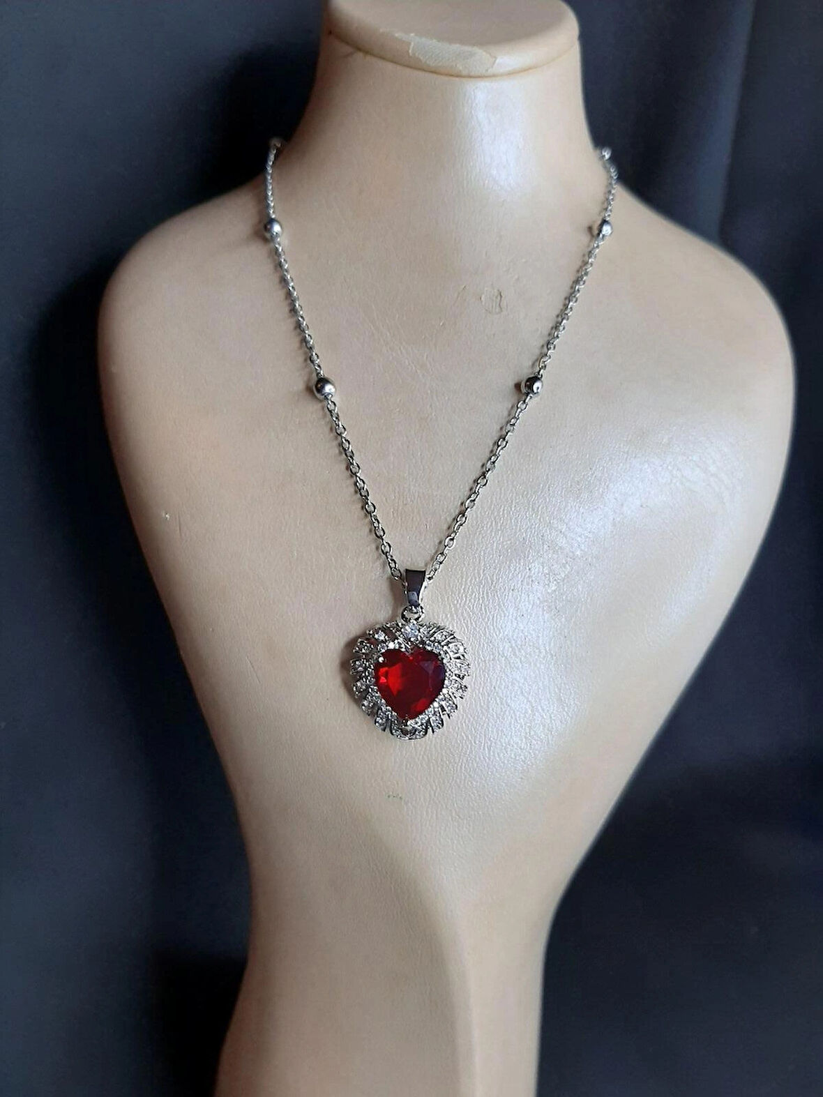 MRYart Gümüş Renk Bordo Taş Kalp Model Top Zincir Çelik Kolye