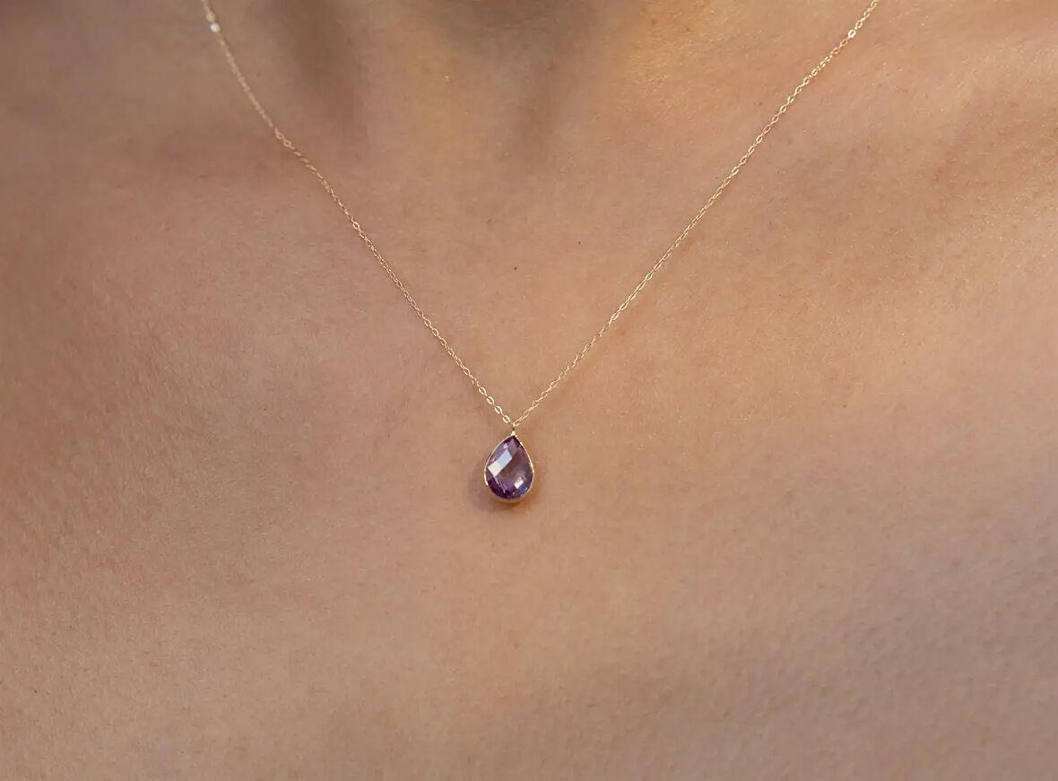 Doğal Taşlı Altın Kolye