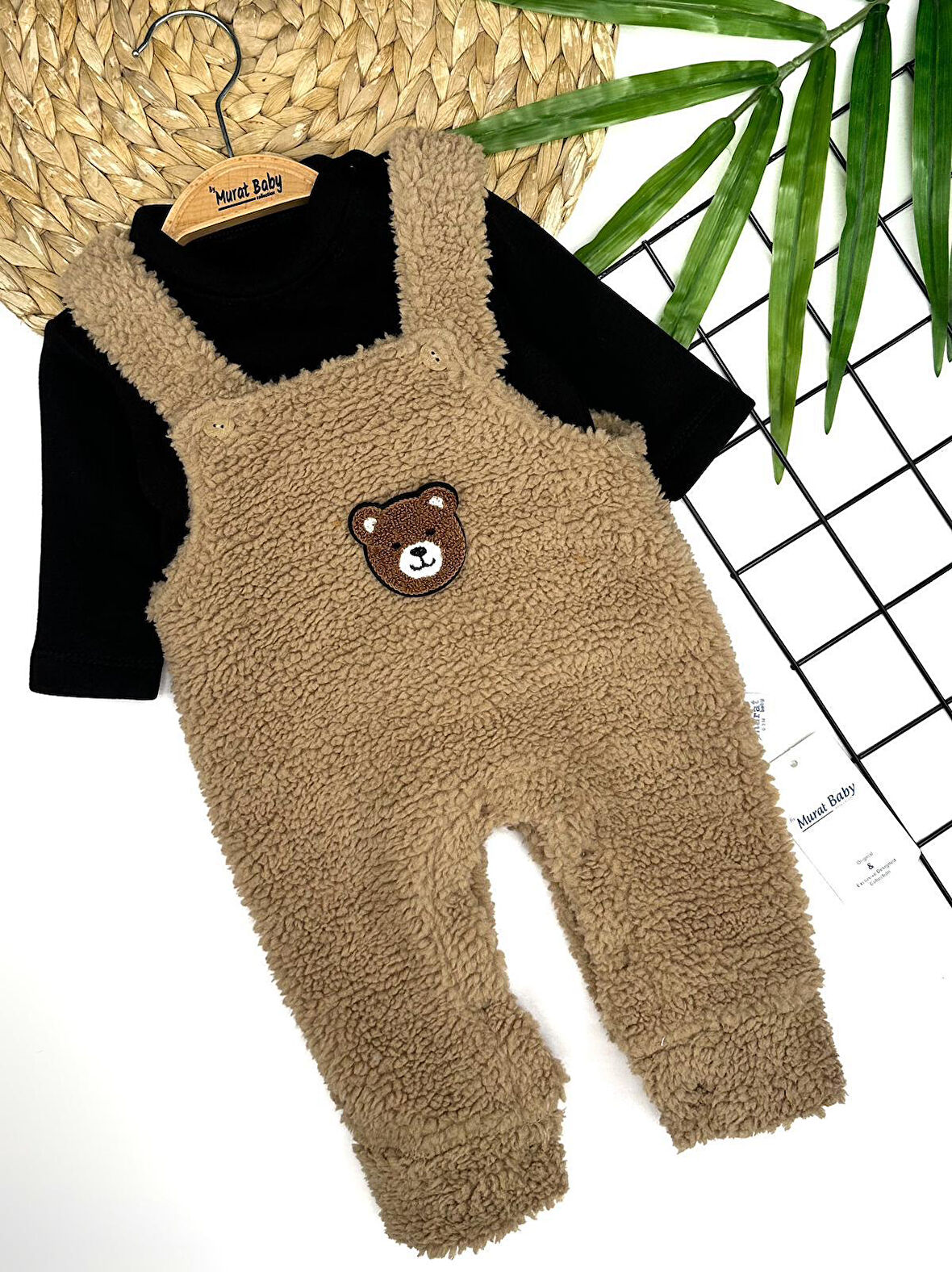 Erkek Bebek Ayı Nakışlı Peluş Bahçıvan Tulum Takımı Bej