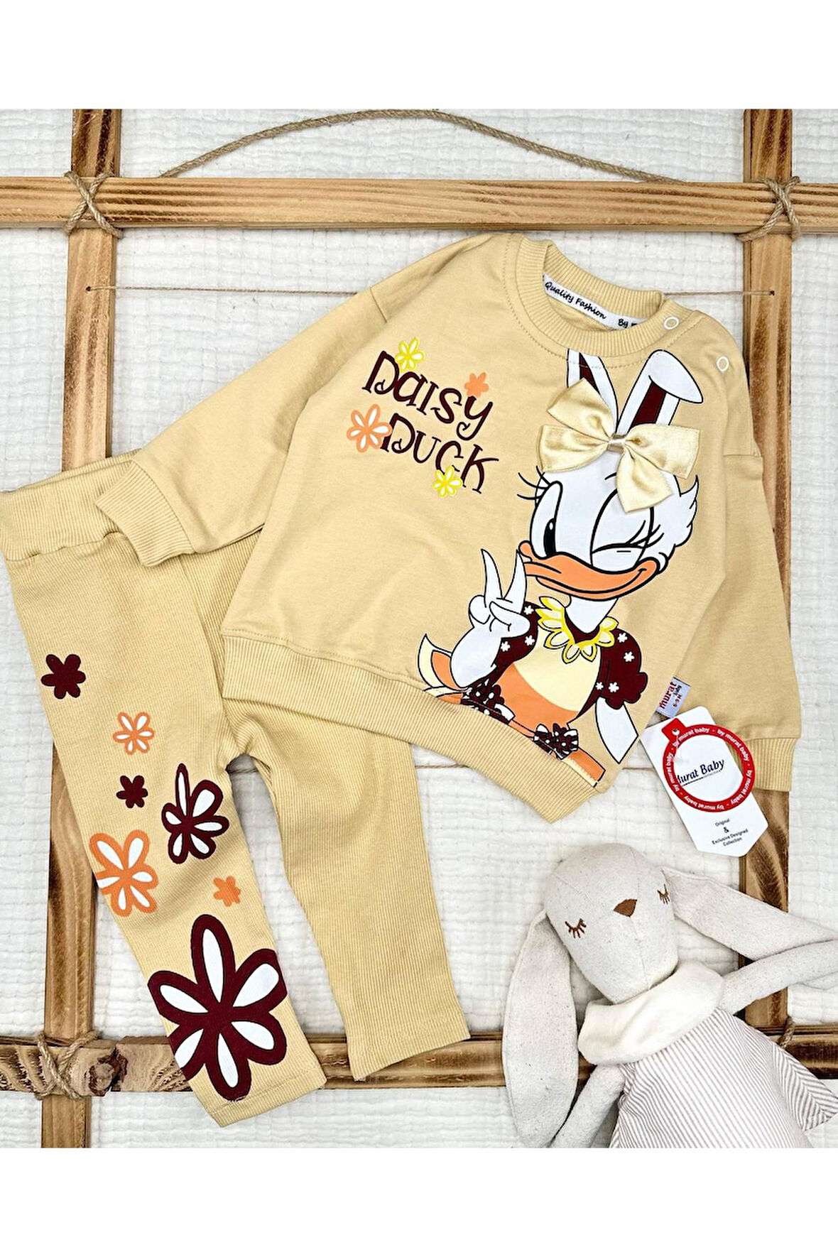 Kız Bebek Daisy Duck Desenli Pamuklu Sarı Alt Üst Takımı