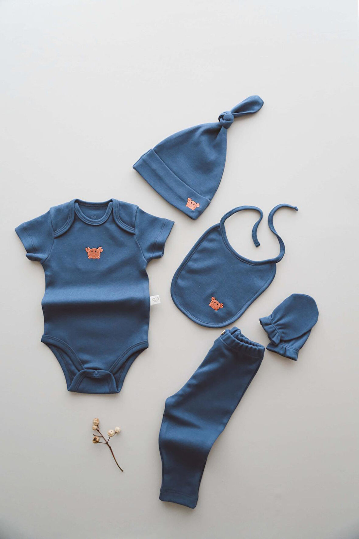 5li Yenidoğan Set Model 4
