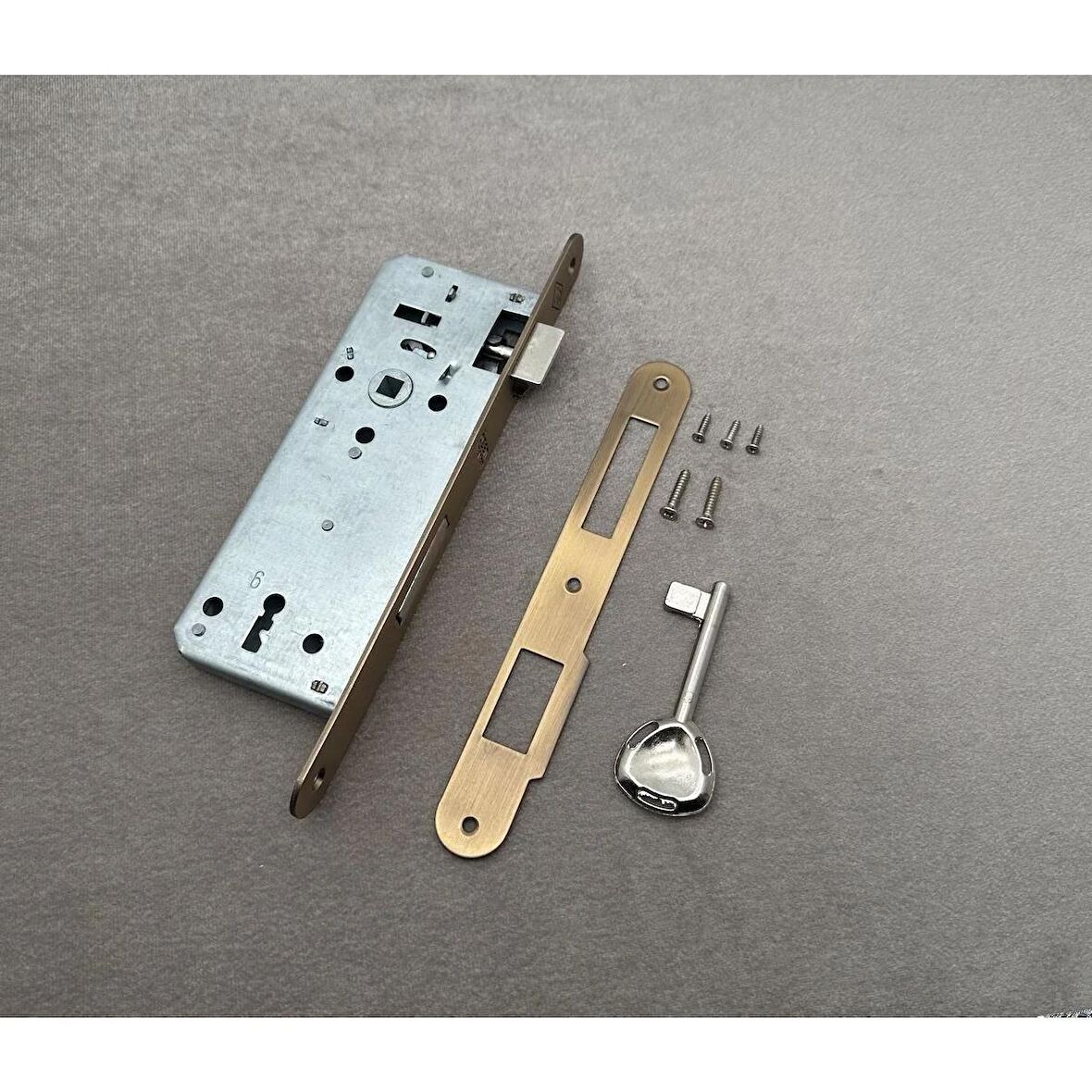Özen Handles Oval İç Kapı Oda Kilidi Gömme Kilit 40/90/23 Antik Sarı 2 Adet