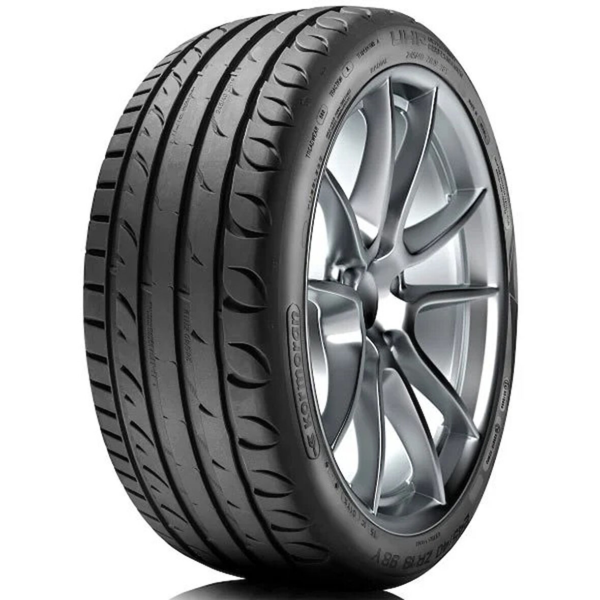 Kormoran 235/45R18 98Y XL UltraHighPerformance Otomobil Yaz Lastiği (Üretim Yılı: 2024)