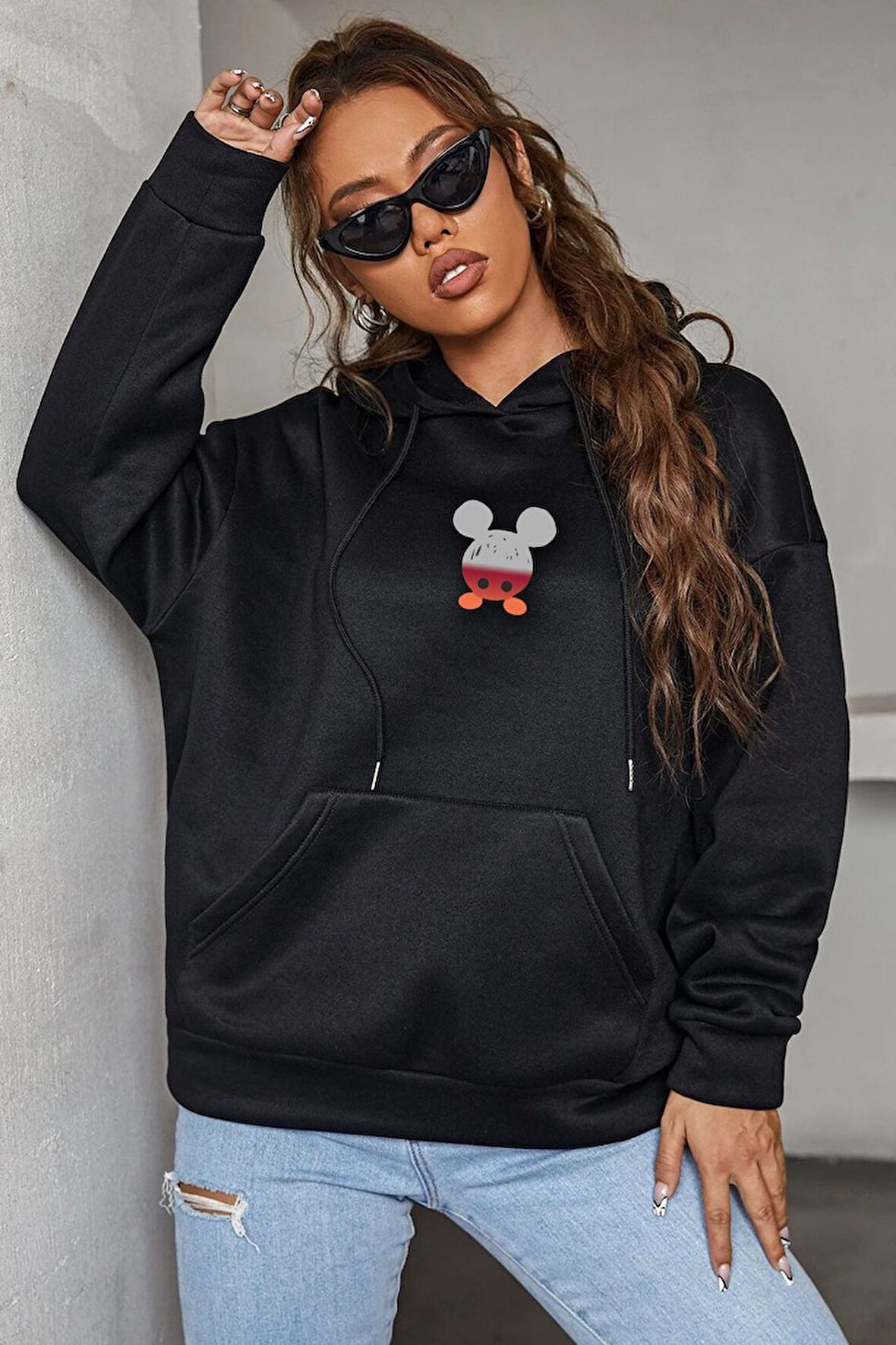 Uyguntarz Unisex Mause Sırt Baskılı Sweatshirt