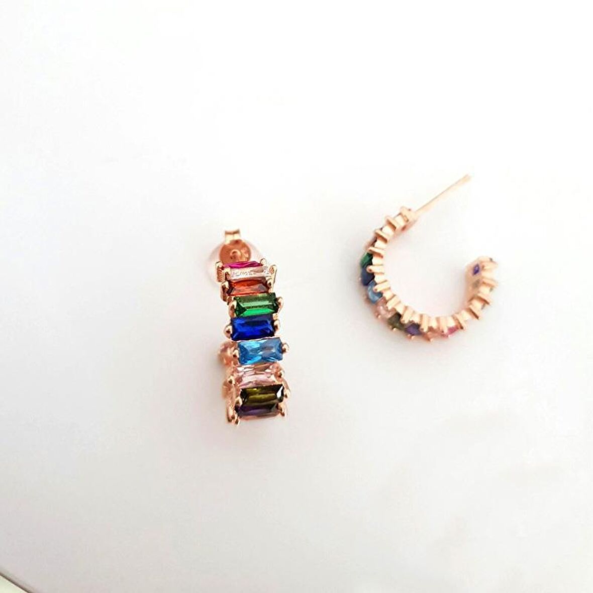 Multicolour Halka Küpe (Baget Taşlı Küpe)