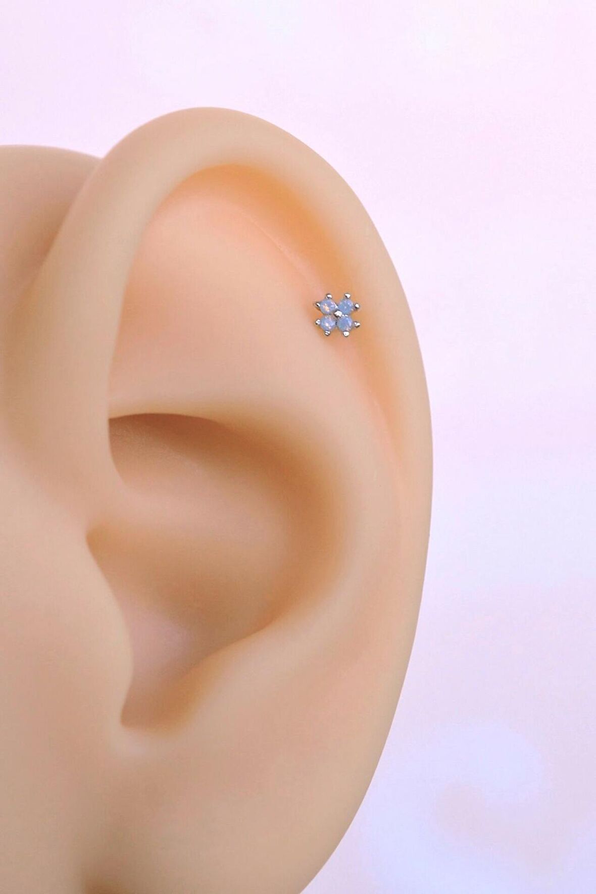 Çok Mini Çiçekli Helix Piercing Tragus Kıkırdak Piercing Gümüş Renk