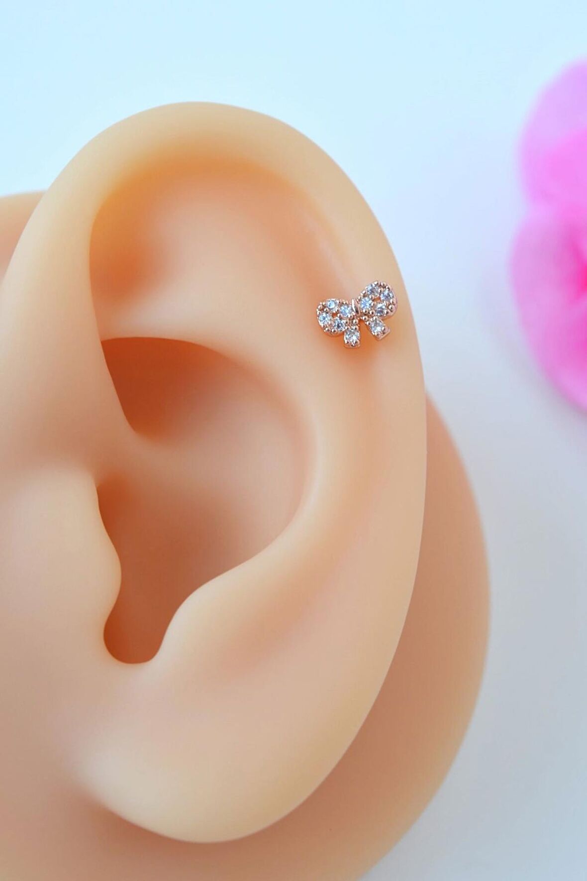 Rose Renkli Taşlı Kurdele Fiyonk Figürlü Piercing Helix Kıkırdak Conch Lob