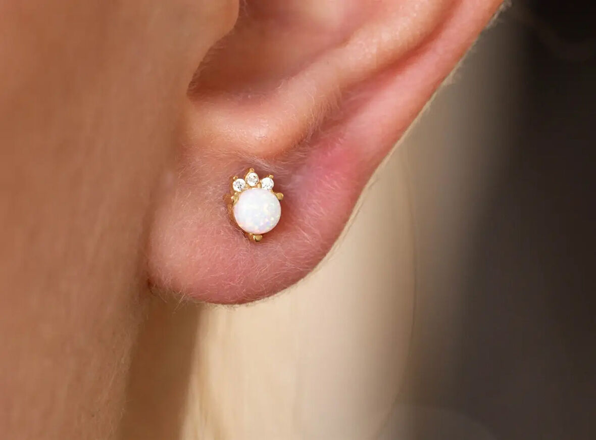 Opal Taşlı Altın Küpe