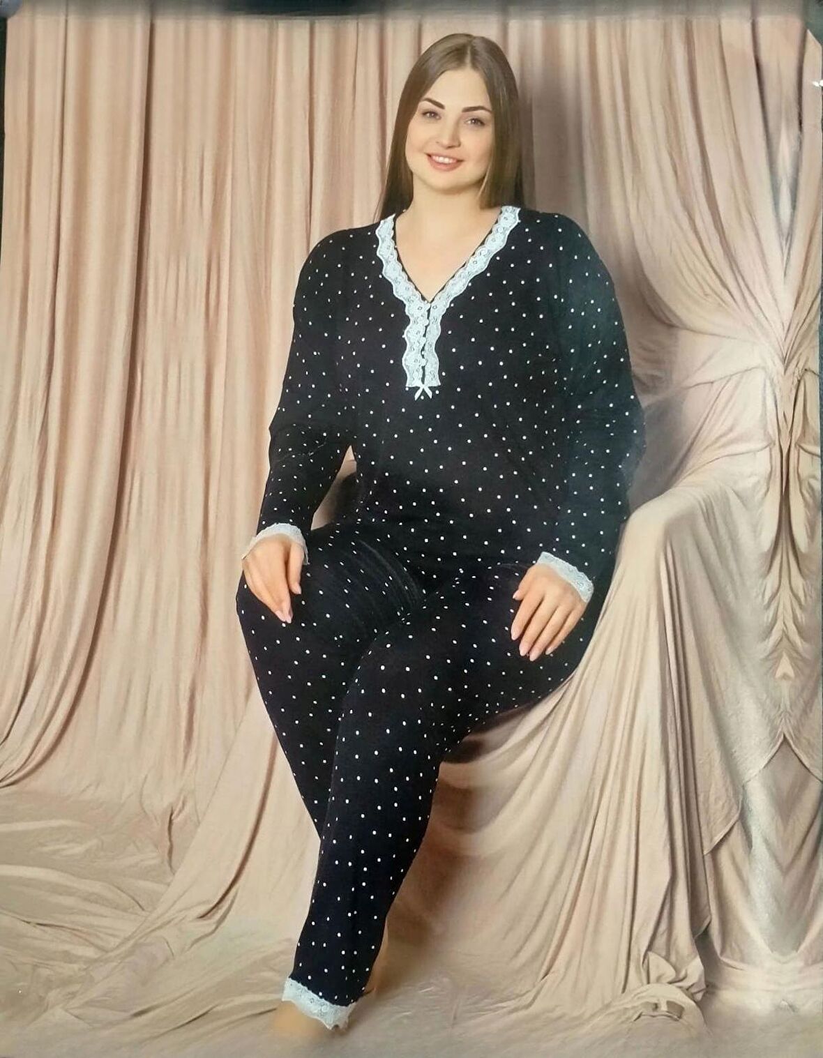 Pijamoni Kadın Viskon Büyük Beden Uzun Kol V Yakası Nakışlı İnce Pijama Takımı 7525/4 - 1 Adet