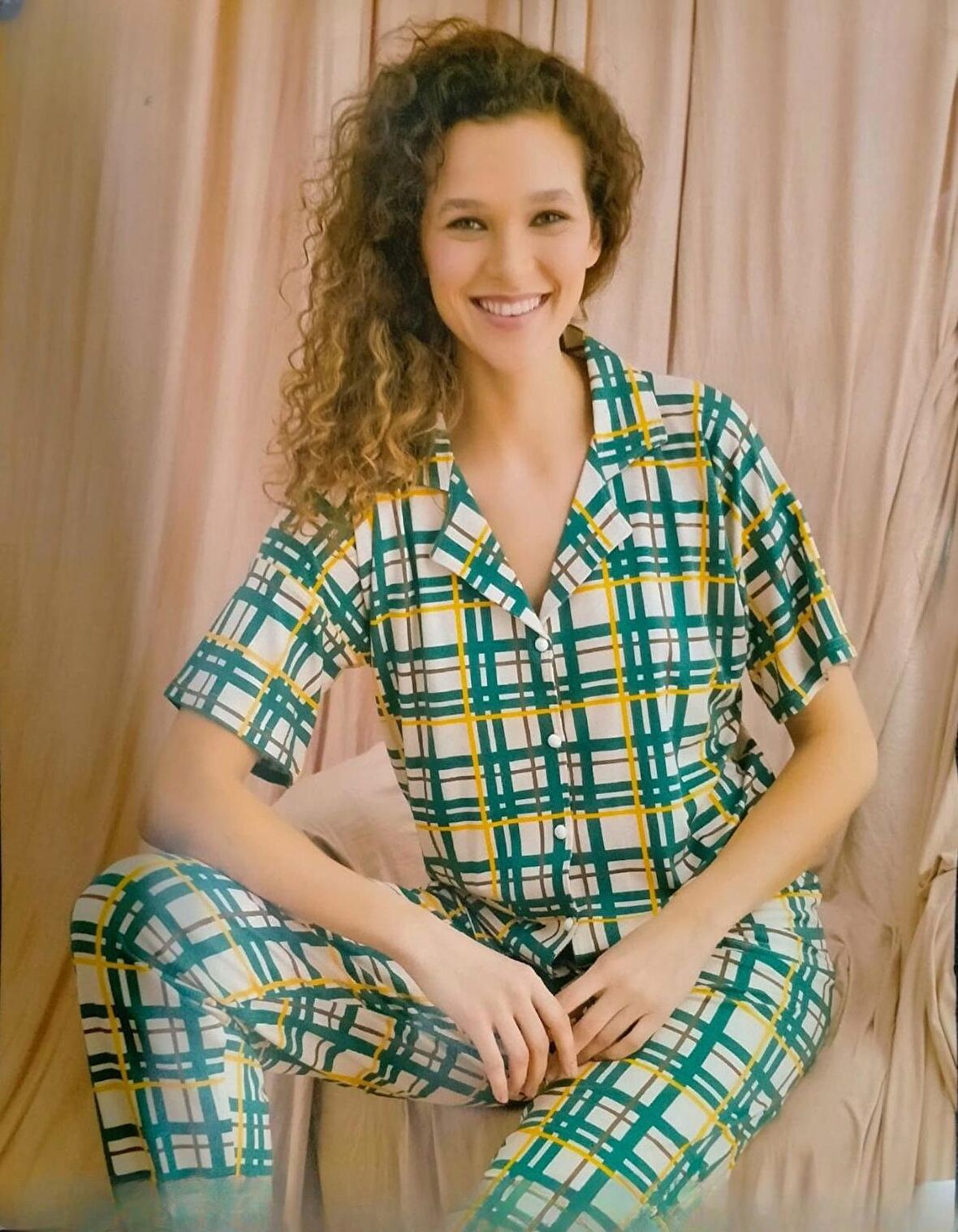 Pijamoni Kadın Viskon Boydan Düğmeli Kısa Kol İnce Pijama Takımı 7510/12 - 1 Adet