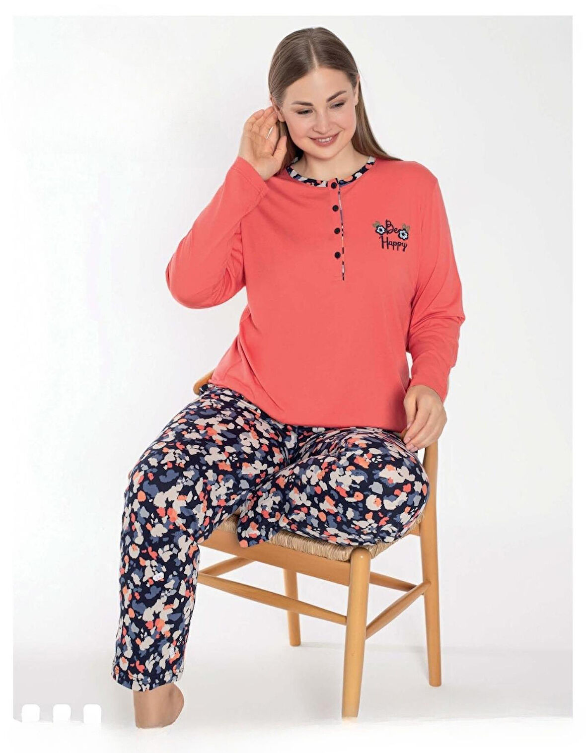 Senfoni Kadın Büyük Beden Düğmeli Yaka Uzun Kol Modal Pijama Takımı 6091 -1 Adet