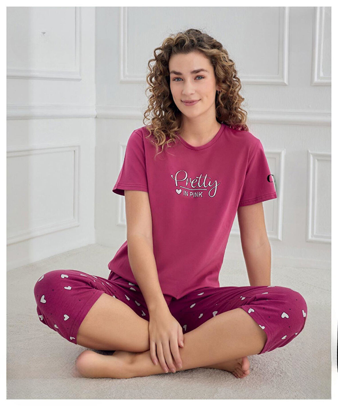 Mihra Kadın Bisiklet Yaka COMPACT PENYE Likralı KAPRİ Kısa Kol Pijama Takımı 90753M - 1 Adet