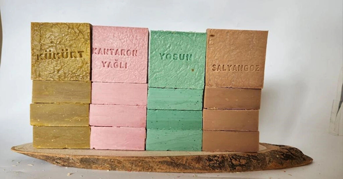 Doğal Üretim Sabunu Karışık (kükürt-kantaron-yosun-salyangoz)16'lı Set
