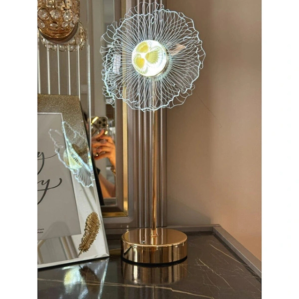 Leyloş Çiçek Tasarımlı Led Masa Lambası