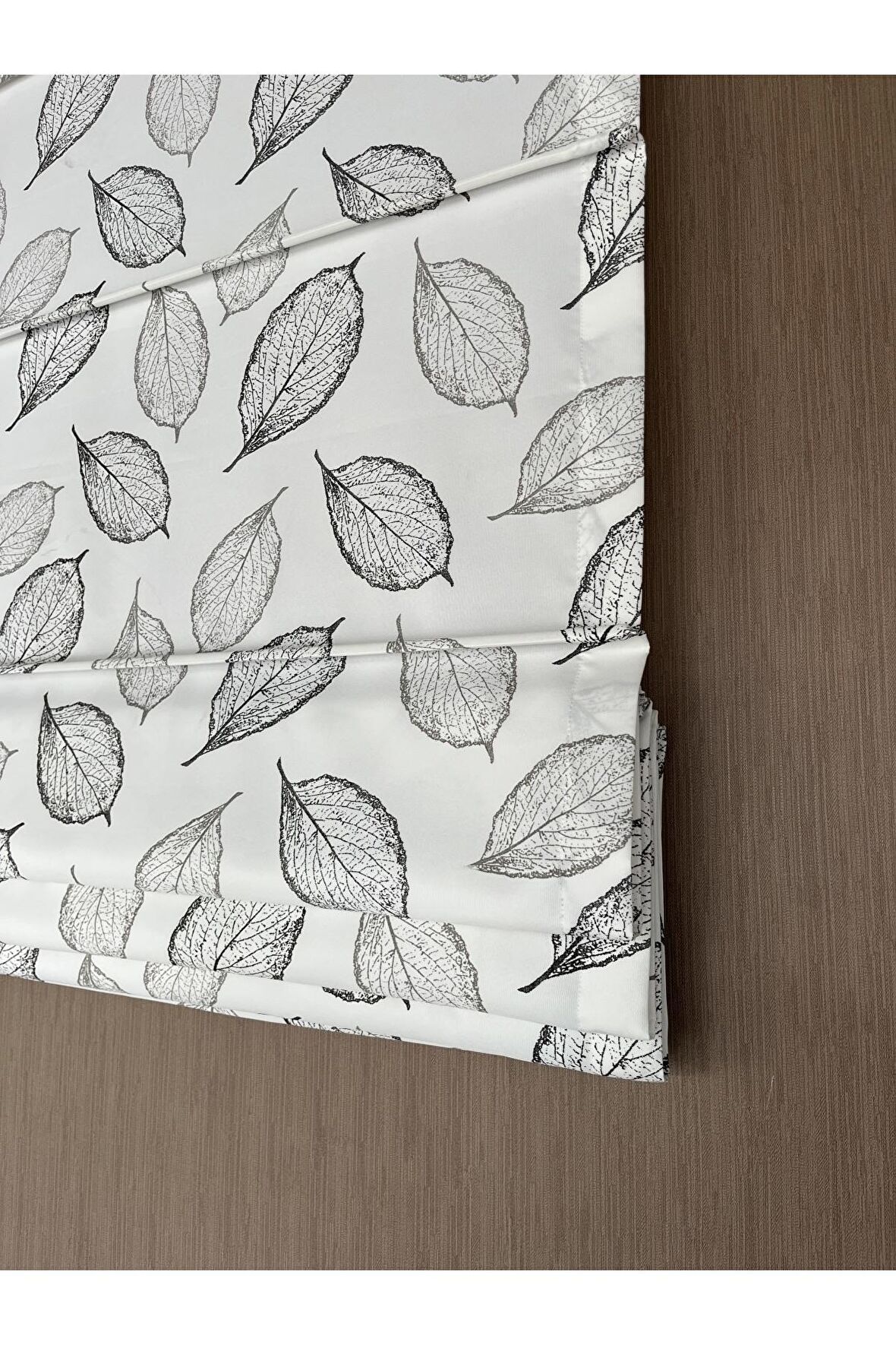 Yaprak Desenli Ütü İstemez Vintage Katlamalı Modern Mutfak Çocuk Odası Perdesi