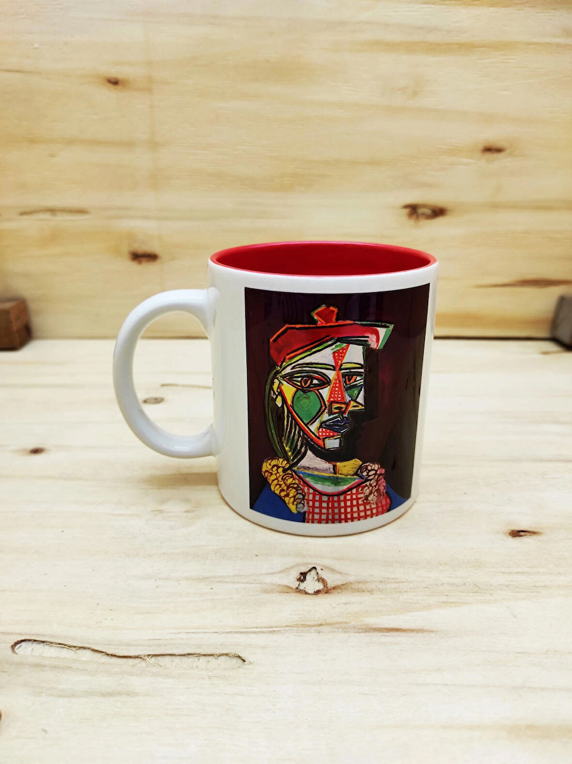 Pablo Picasso - Içi Renkli Kupa Kırmızı 1